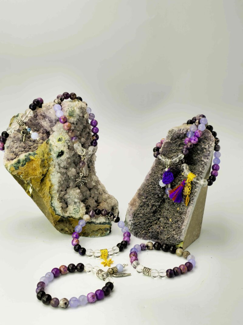 Tepe Çakrası Şifa Bilekliği – Ametist, Ametrin, Kuvars, Lepidolit ve Şugulit ile Ruhsal Aydınlanmaya Ulaşın