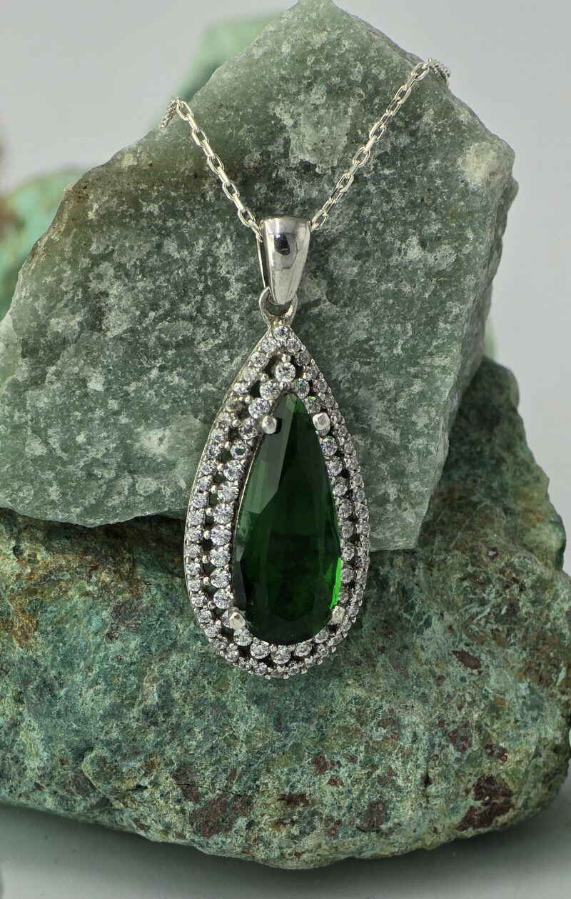 Su Damlası Modeli Kök Zümrüt & Zirkon Set - Görsel 2