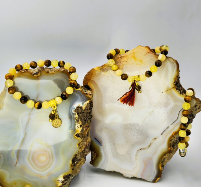 Solar Pleksus Çakra Şifa Bilekliği – Kalsit ve Kaplangözü ile Gücünüzü Keşfedin