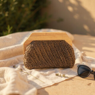 El Yapımı Acı Kahve Gold Yansımalı Kağıt İp Çanta | Ahşap Mıknatıslı Burs Saplı – Zincir Detaylı